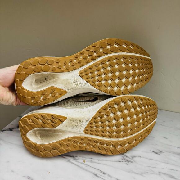 Nike Pegasus 41 White And Gold Running Shoes Women’s Size 7.5 - Picture 7 of 9